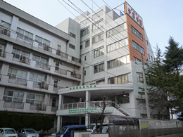 秋田社会福祉専門学校は、秋田県内で初めて設立された福祉分野の専門学校で、社会福祉のパイオニアとして新しい時代の福祉分野で活躍できる人材育成しています。